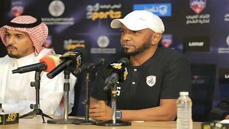شاهد.. مختص: بعض ‎الشركات تتفق مع أجانب من خارج ‎المملكة للعمل في خدمة العملاء