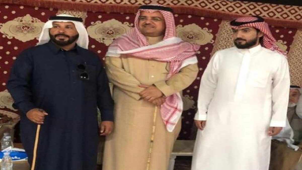شاهد.. وفاة عامل وإصابة آخر في واقعة سقوط سيارة متعهد النظافة ببلدية ‎فيفاء 