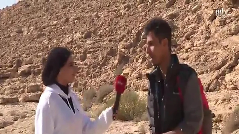 بالفيديو.. شاب يترك العمل للتفرغ لمغامرات تسلق الجبال