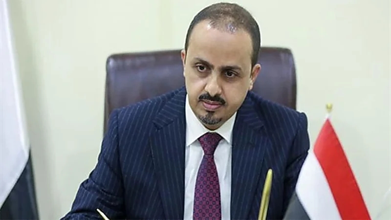 الإرياني: الجيش اليمني على مشارف معسكر ماس الاستراتيجي