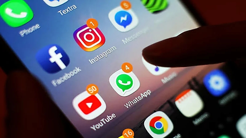 أخطاء فادحة نرتكبها في شبكات التواصل تنتهي بعواقب وخيمة 