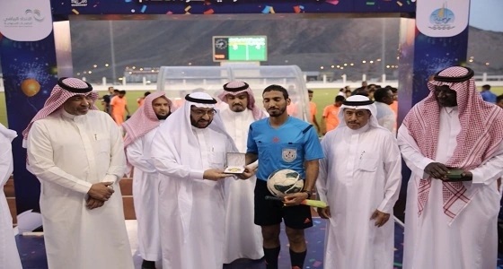 وصول بعثة ريال مدريد إلى باريس
