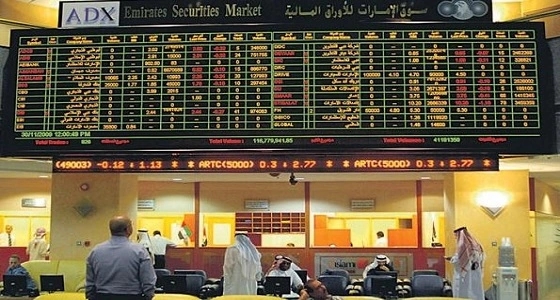 بالصور.. حلا الترك تصدم متابعيها بإطلالة جديدة أظهرتها أكبر سنا