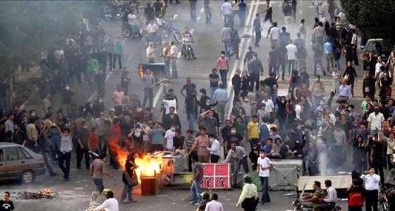 في اليوم السابع..نظام الملالي يفشل في السيطرة على الشعب وإدانات دولية بالجملة