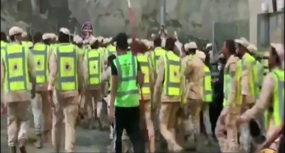 بالفيديو.. همة عالية لرجال الأمن: يا الله يا والي تنصر ملكنا