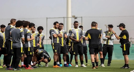 العميد يواصل الاستعداد لنهائي كأس الملك