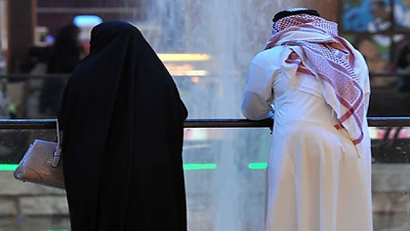 محامٍ: هجر الزوج لزوجته لأكثر من 4 أشهر يؤدي لفسخ عقد الزواج.. فيديو