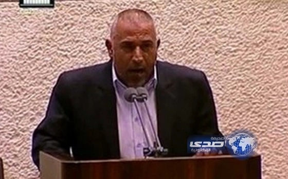 بالفيديو.. برلماني اسرائيلي يقرأ القرآن داخل الكنيست 