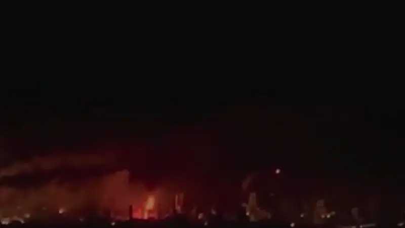 إندلاع حريق في مصفاة نفط بمدينة روسية لأسباب مجهولة .. فيديو