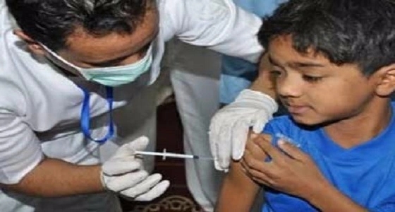 ولي أمر يتهم مدرسة بالتسبب في وفاة ابنه بإعطائه جرعة تطعيمات خطأ