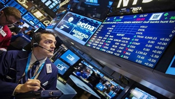 مؤشرات الأسهم الأمريكية تغلق على ارتفاع