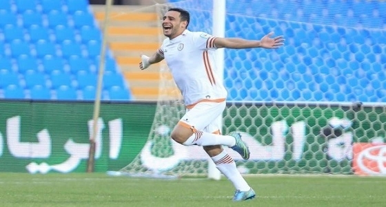 بعد تأخر مستحقاته..بن يطو يغادر الشباب