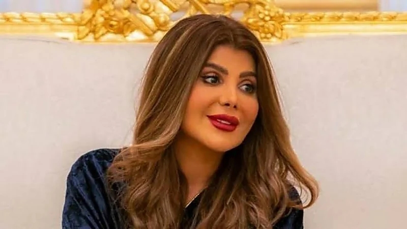 شاهد.. لحظة خضوع إلهام الفضالة لجلسة حقن الخدود بإحدى عيادات التجميل