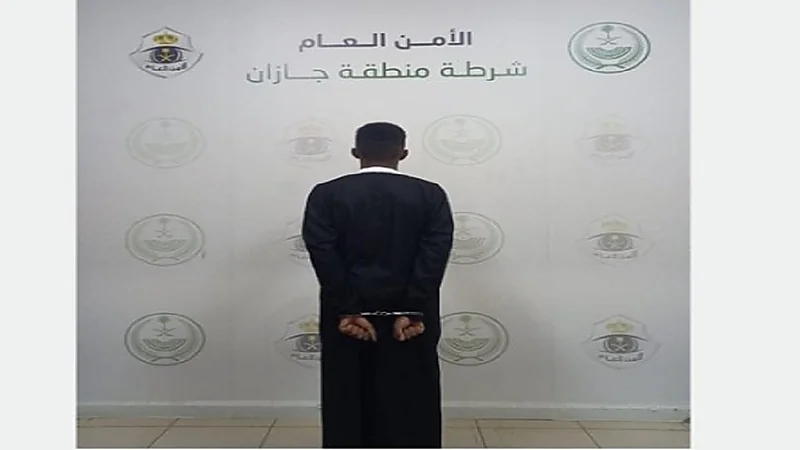 القبض على شخص لإتلافه جهاز رصد آلي في بيش