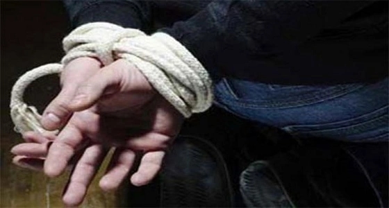 أمير تبوك يعلق على توطين قطاع المجوهرات