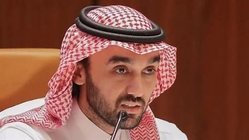 وزير الرياضة يعتمد مجلس إدارة الأهلي برئاسة النفيعي