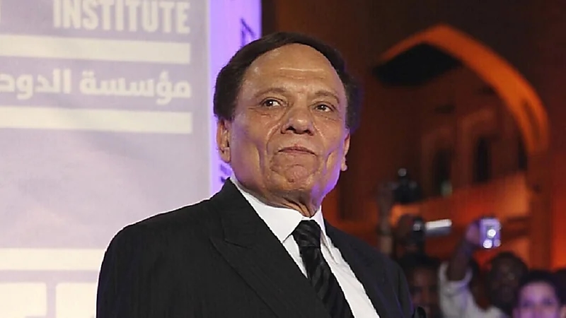 نجوم الفن يهنئون الجمهور بمناسبة العام الجديد2022