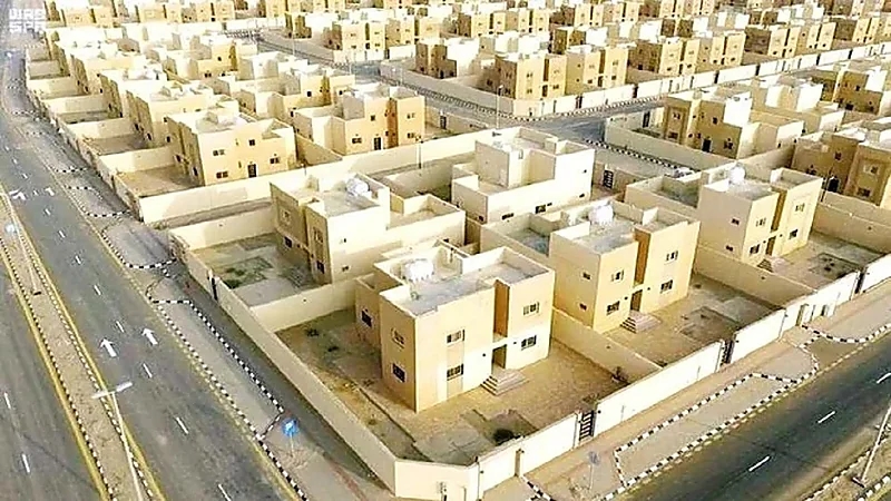 طرح أرضي وعقارات للبيع في مزاد علني بالخرج