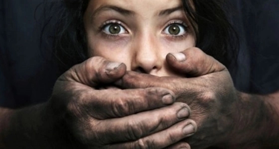 الكشف عن فضيحة جنسية جديدة في مدينة صغيرة ببريطانيا