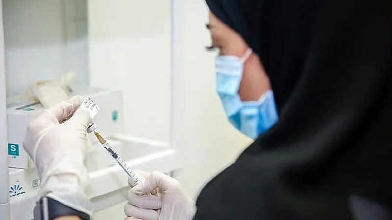 الصحة: تطعيم 98% من الممارسين الصحيين العاملين في مراكز اللقاح بالمملكة