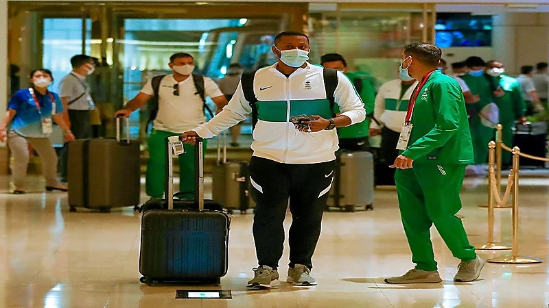 بالصور .. لاعبو الأخضر يصلون إلى طوكيو