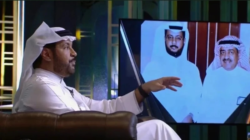 فيديو...الأحمدي يروي قصة الشريط الأسود الذي أخذه من الأمير مقرن بن عبدالعزيز