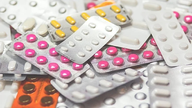 مسكنات "شائعة" تسبب جلطة قلبية أو دماغية