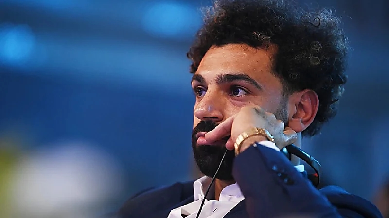 سعرها 66 ألف دولار .. ساعة محمد صلاح تخطف الأنظار