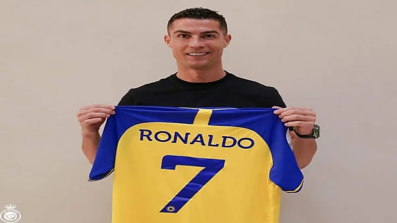 الكشف عن موعد وصول رونالدو للرياض