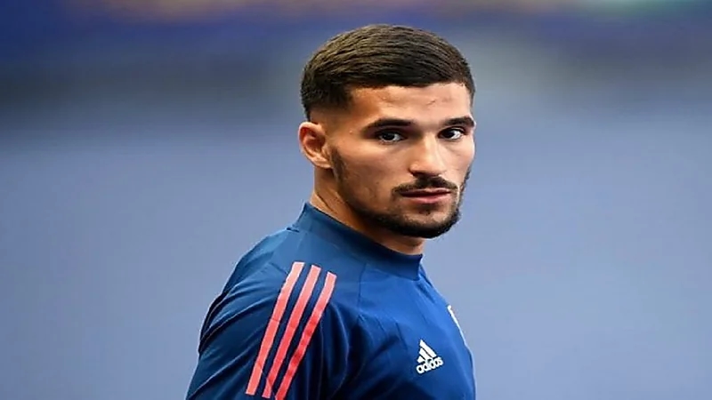 النصر يسعى لضم حسام عوار