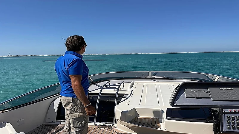 وصول أول أسطول من اليخوت الفاخرة لوجهة البحر الأحمر.. فيديو