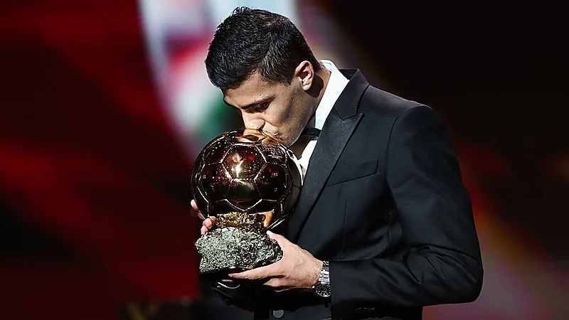 رودري أفضل لاعب في العالم لعام 2024