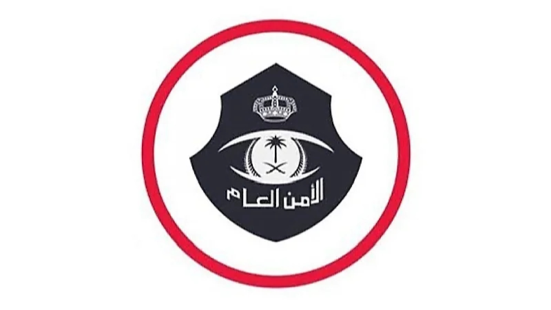 دوريات الأمن تقبض على شخص لإتلافه محلًا تجاريًا بجدة .. فيديو