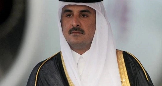 كاتب أيرلندي: النظام القطري اتبع كل أساليب الدعاية لشعبية زائفة