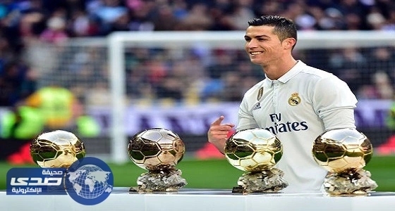 رونالدو يعلن التخلي عن الكرة الذهبية لإنقاذ الأطفال