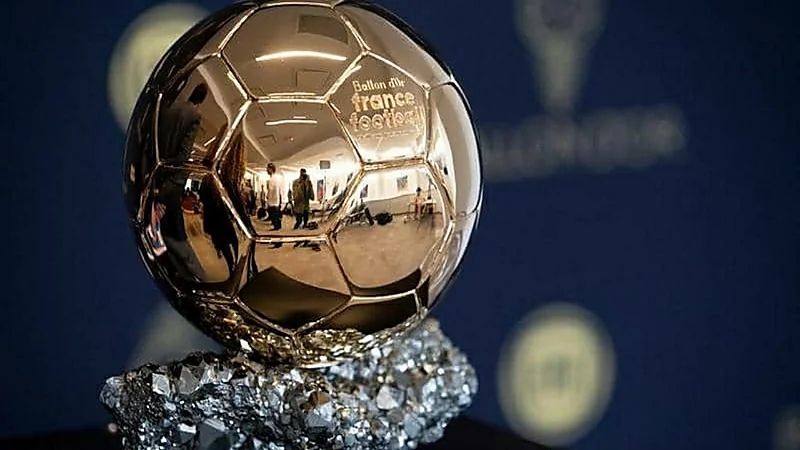 كشف موعد الإعلان عن الفائز بالكرة الذهبية 2021