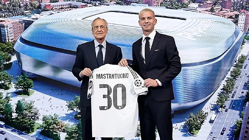 ماستانتونو يبدأ مشواره مع مدريد بإشادة بميسي