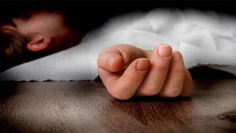 امرأتان تضعان السم في عصير طفل لخلافات مع والدته