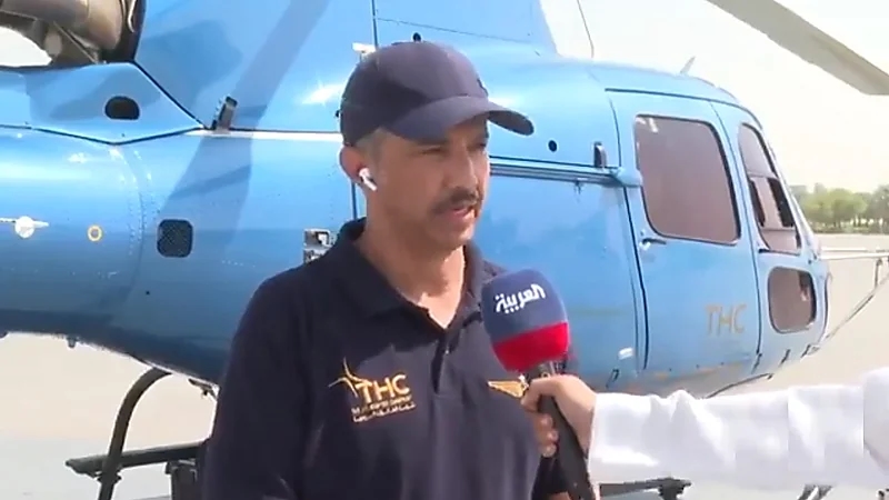 بالفيديو.. كابتن المروحية التي حلّقت بعلم المملكة في سماء الرياض: "لنا الشرف"
