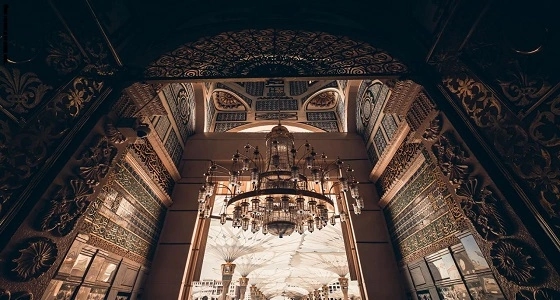 مواطن يوثق 300 صورة لـ " الأبعاد غير المرئية " للمسجد النبوي خلال 7 أعوام