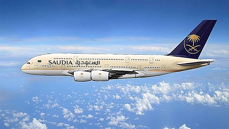"الخطوط السعودية" توضح موقف من لا يملك حساب على "توكلنا" من السفر