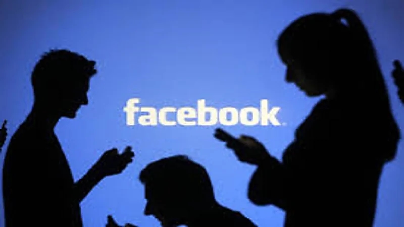 إجبار بعض مستخدمي فيسبوك على الخروج بشكل مفاجئ