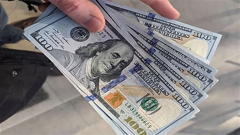 تحويلات الأجانب تشهد ارتفاعًا بنسبة 1% خلال شهر