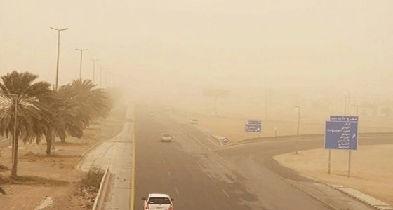 بسبب " الرياح والغبار " .. " الآلي للإنذار " يحذر سكان عسير