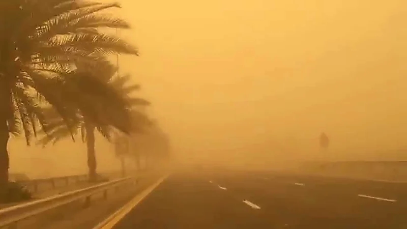 بالفيديو.. قصة حرمان المتشددين الفنان خالد عبدالرحمن من لبس " الشماغ "