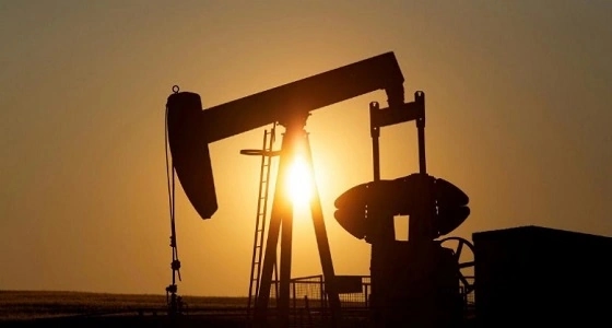 نجاد يطالب إيران بالخروج من سوريا لحل الأزمة