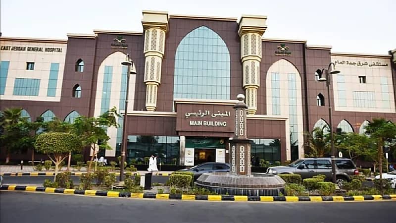 شاهد.. استخراج قطعة بلاستيكية من رئة طفلة