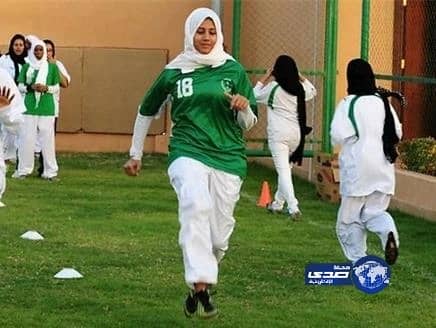 هجوم حاد ضد ألابا بعد اختياره لميسي كأفضل لاعب بالعالم