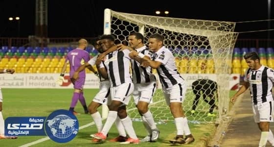بالفيديو.. الصفاقسي التونسي يتغلب على الشباب بثنائية