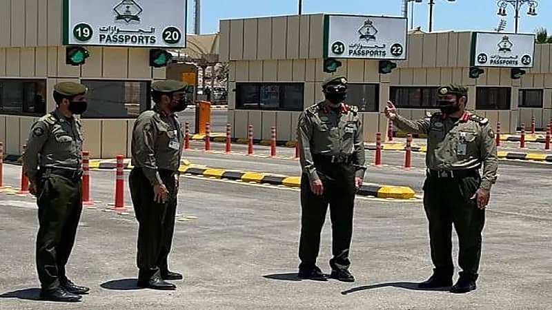 تجهيز 10 مسارات جديدة في جوازات جسر الملك فهد استعدادا لرفع التعليق